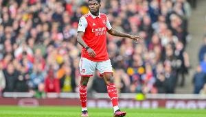 记者：托马斯被推荐给贝西克塔斯，年薪要价600万到650万欧