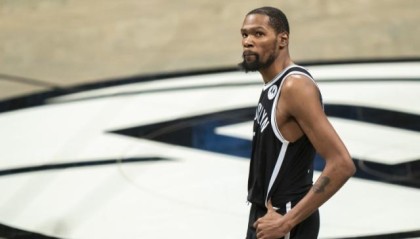 开云登录-ESPN百大球星排名：KD登顶詹皇第3 东契奇力压库里