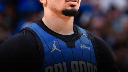 Shams：科尔·安东尼已与灰熊达成买断协议，将在度过澄清期后签约雄鹿