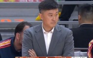 广东男篮40分惨败，三分球35中5+17次失误，上海男篮酣畅淋漓大胜