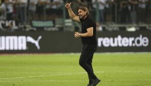 邮报：利兹联考虑解雇冲超主帅法尔克，他的英超履历令高层担忧